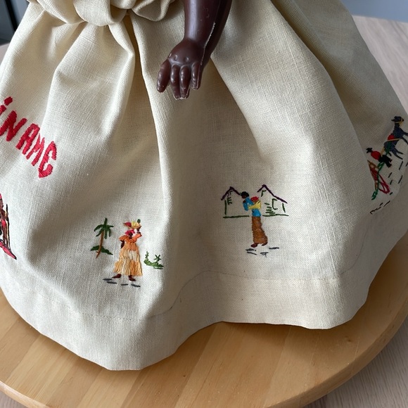 Vintage Kotomisi doll from Suriname in South America. - Picture 5 of 9